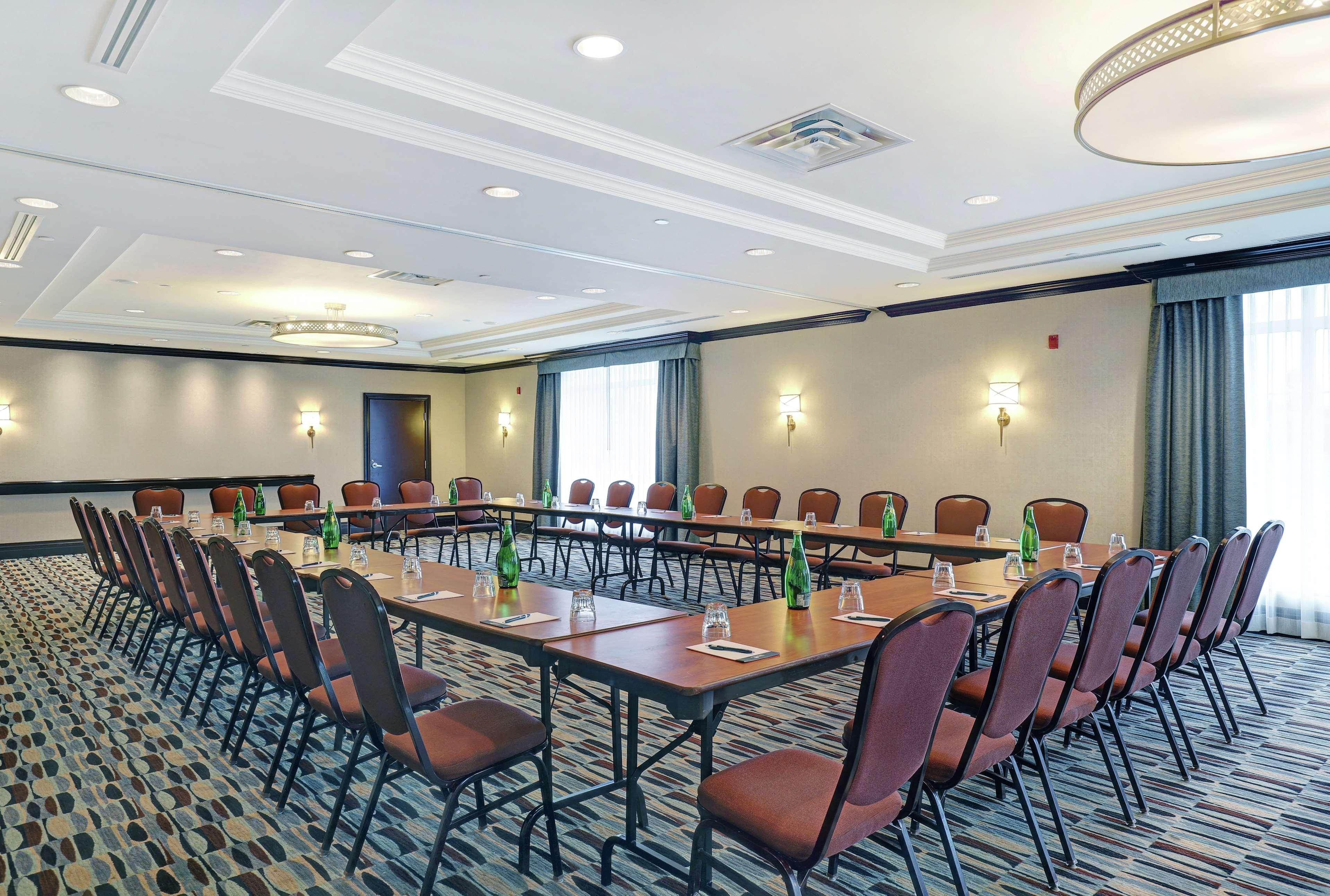 Homewood Suites By Hilton Cambridge-Waterloo, Ontario Exterior photo